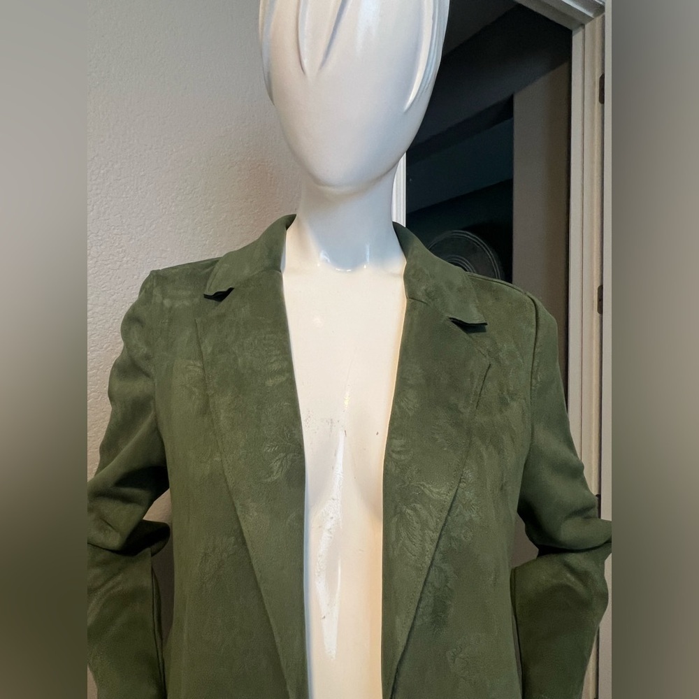 T Tahari Faux Leather Coat Size M - Picture 2 of 12